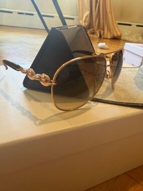 GUCCI rose gold aviators